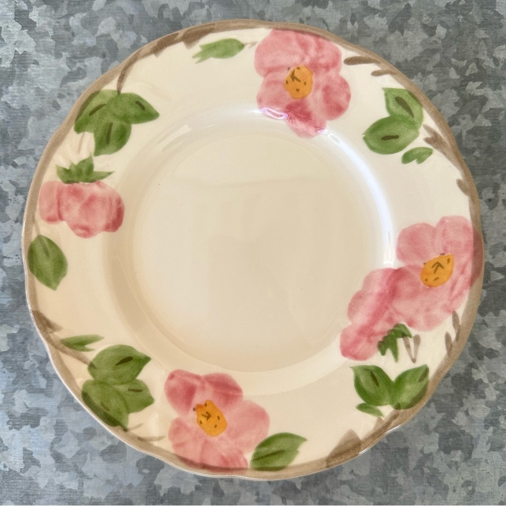 SET of 2 VTG Franciscan‎ Desert Rose dinner plates 10.75 ENGLAND